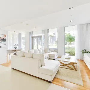Elegant 2+ 1 Bedroom With Fantastic Views Of Ain دبي