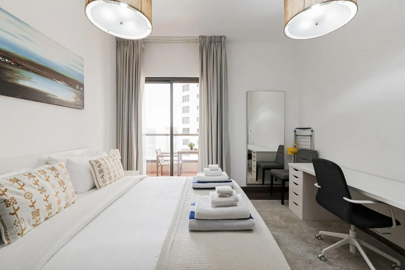 Short Stay Apartment Shams 1 Jumeirah Beach Residence 2 Bed Sleeps 6 Dubai